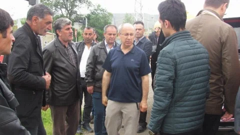 Iğdır'da Su Baskınına Maruz Kalan Aileler Ziyaret Edildi