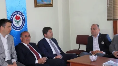 AK Parti Adayları Bartın'da Ziyaret Gerçekleştirdi