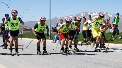 Tatvan'da Gençlik Haftası Coşkusu