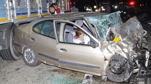 Aksaray'da Üç Araçlı Trafik Kazası