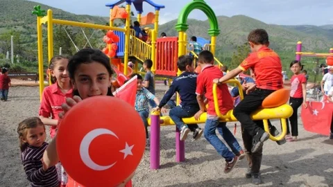 Amasya'da Çocuk Parkı Açılışı