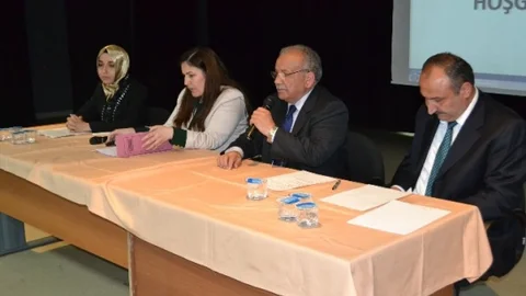 Tekirdağ'da 'Her Yetime Aile Olmak' Paneli