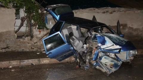 Elazığ'da Alkollü Sürücü Kaza Yaptı