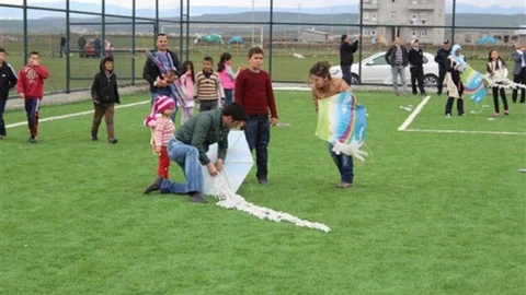 Selim'de Uçurtma Şenliği Coşkusu