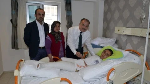 Denizli'de 16 Yaşındaki Oğuzhan Yürüyebilecek