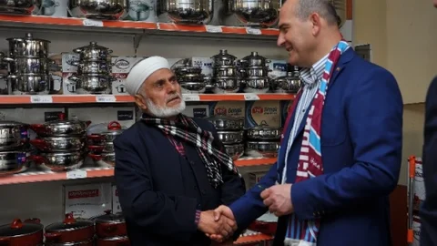 Süleyman Soylu Trabzon'da Seçim Çalışmalarını Yürütüyor