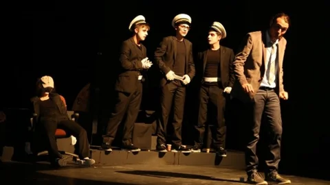 Denizli'de Tiyatro Festivali Başladı