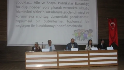 Şanlıurfa'da Yetimlere Aile Olma Paneli