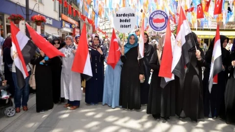 Karabük'te Mursi Protestosu Yapıldı