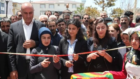 Özalp'ta Yöresel Yemek Mutfağı Açıldı