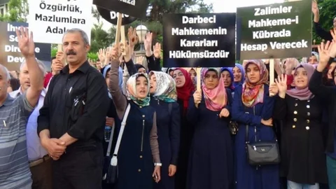 Siirt'te Mısır İdamları Protesto Edildi