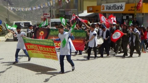 Hakkari'de Dayanışma Konseri Düzenlendi