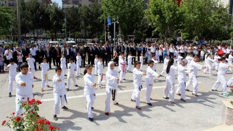 Adıyaman'da 19 Mayıs Coşkusu