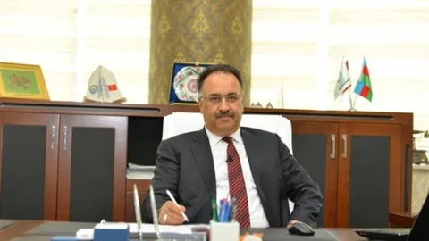 Iğdır Üniversitesi Rektörü'nden Bayram Mesajı