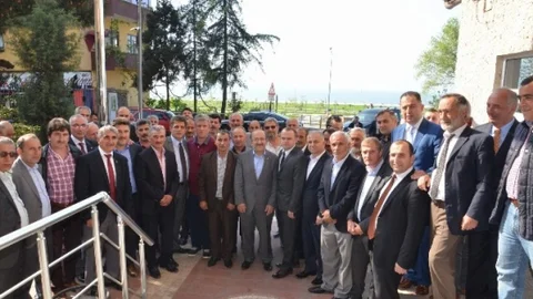 Gümrükçüoğlu Arsin'de Muhtarlarla Toplandı