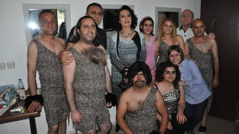 Mardin'de Tiyatro Oyunu Sahnelendi