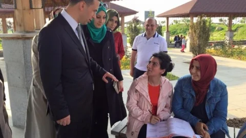 AK Parti Trabzon Adayları Seçim İçin Çalışıyor