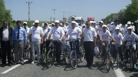 Kovancılar'da Bisiklet Yarışması Düzenlendi