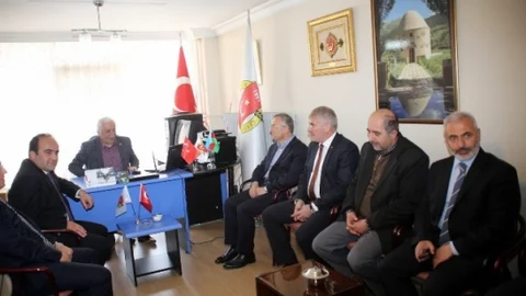 Bayburt'ta AK Parti Adaylarından Ziyaret