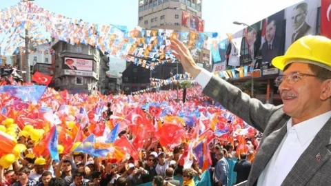 Ahmet Davutoğlu'ndan HDP Eleştirisi