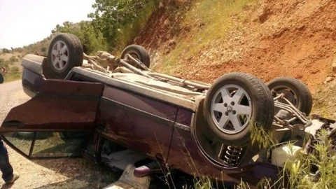 Adıyaman'da Takla Atan Araçta 5 Yaralı