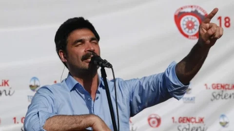 Uğur Işılak'tan 7 Haziran Mesajı