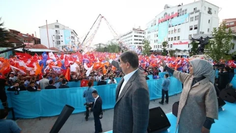 Bolu'da Başbakan Davutoğlu Açıklamalarda Bulundu