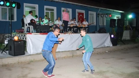 Kütahya'da Türk Halk Müziği Konseri Coşkusu