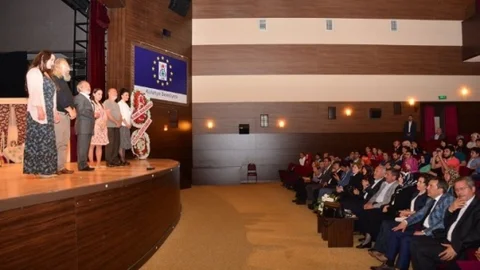 Kütahya'da Tahta Çanak Tiyatrosu