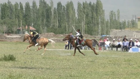 Develi'de Atlı Cirit Gösterisi