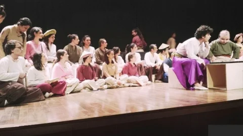 Dicle Üniversitesi'nde Tiyatro Festivali Başladı