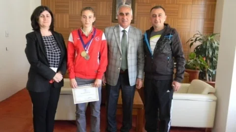 Emine Selda Kırdemir Türkiye İkincisi Oldu