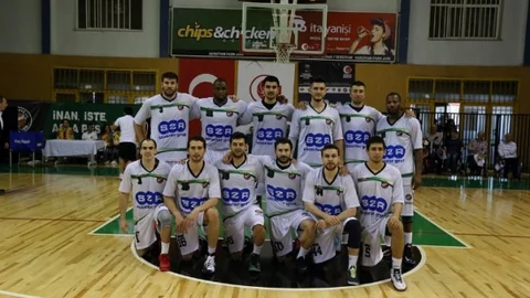 Sakarya'da Basketbol Yarı Final Mücadelesi