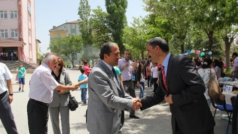 Kocasinan'da Yılsonu Sergisi Açıldı