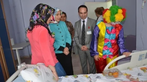 Bartın'da Şifalı Eller Kütüphanesi Açıldı