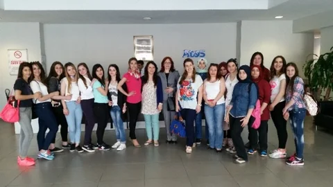 İstanbul'da Öğrencilerden Ziyaret