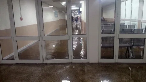 İzmir'de Acil Servisi Su Bastı