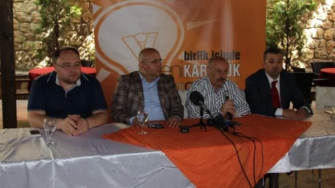 Karabük'te AK Parti Adayları Basınla Buluştu