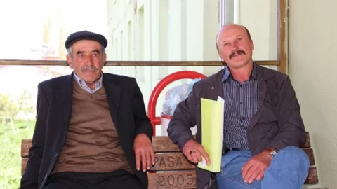Şenkaya'da İmamsız Ramazan Endişesi