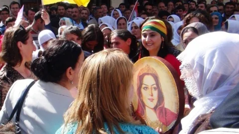 Figen Yüksekdağ Van'da Esnafı Ziyaret Etti