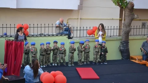 Minikler Yıl Sonu Şenliğinde Coştu