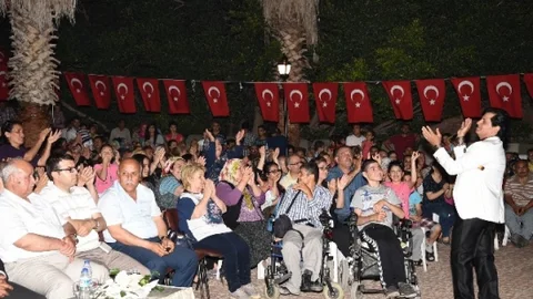 Tarsus’ta Bahar Şenlikleri Gerçekleşti