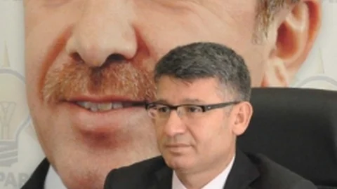 Fikret Yeni'den Sözlü'ye Tepki