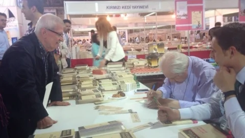 Kocaeli Kitap Fuarı'nda Edebiyat Buluşması