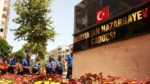 Adana'da Nazarbayev Caddeye Verildi