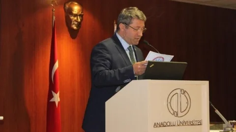Anadolu Üniversitesi ile Gümrük Bakanlığı Protokolü İmzalandı