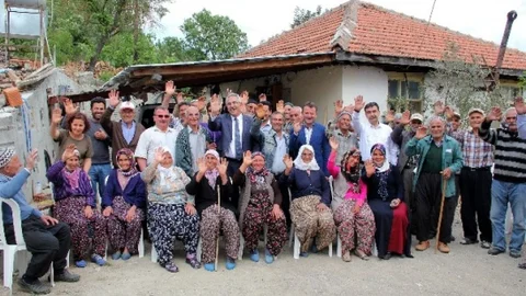AK Parti Adayı Aydın Antalya'ya Gitmeye Devam Ediyor