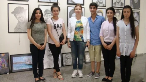 Şanlıurfa'da Genç Sanatçılar Resim Sergisi Açtı