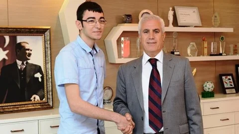 Bursa'da Lise Öğrencisinden Sosyal Medya Projesi