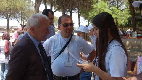 Lapseki'de Çevre Gönüllüleri Sergisi